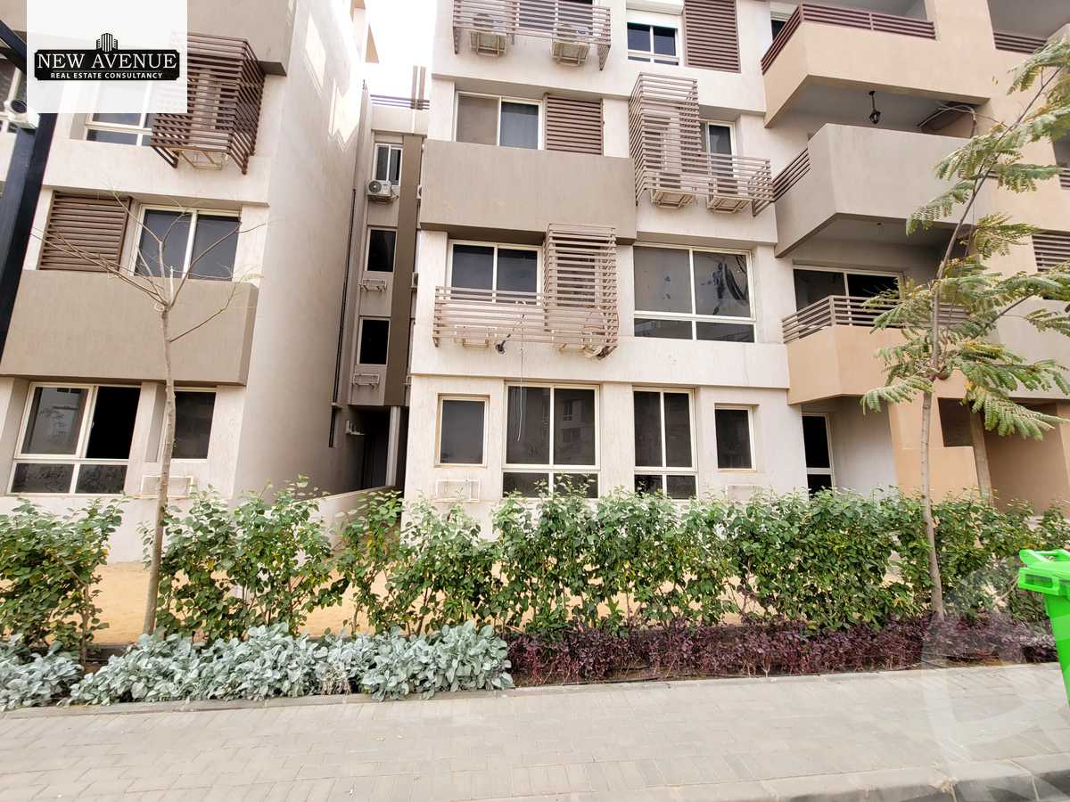 https://aqarmap.com.eg/en/listing/5887272-for-sale-cairo-el-shorouk-compounds-granda-life