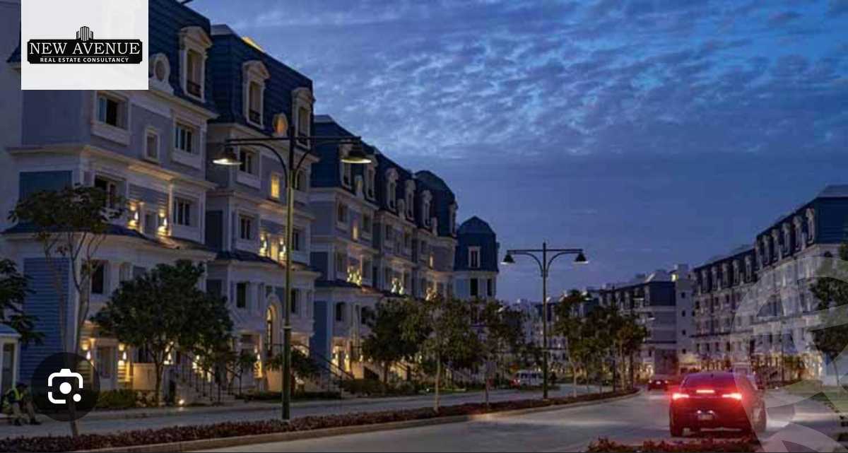 https://aqarmap.com.eg/ar/listing/5890954-for-sale-cairo-new-cairo-compounds-mountain-view-hyde-park