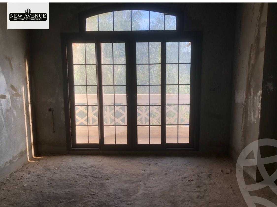 https://aqarmap.com.eg/ar/listing/5891020-for-sale-cairo-new-cairo-compounds-hyde-park-centre-ville-hyde-park