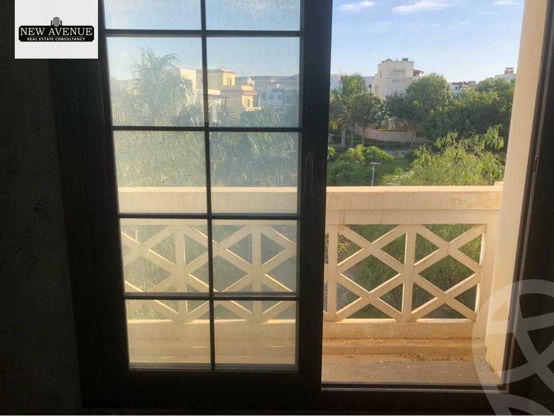 https://aqarmap.com.eg/ar/listing/5891020-for-sale-cairo-new-cairo-compounds-hyde-park-centre-ville-hyde-park