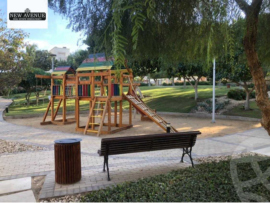 https://aqarmap.com.eg/ar/listing/5891020-for-sale-cairo-new-cairo-compounds-hyde-park-centre-ville-hyde-park