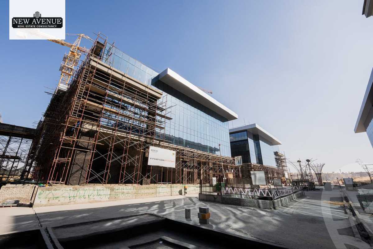 https://aqarmap.com.eg/en/listing/5891684-for-sale-cairo-new-cairo-compounds-golden-gate-redcon