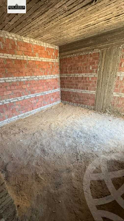 https://aqarmap.com.eg/en/listing/5896377-for-sale-cairo-new-cairo-compounds-sarai-cavana-springs-carai