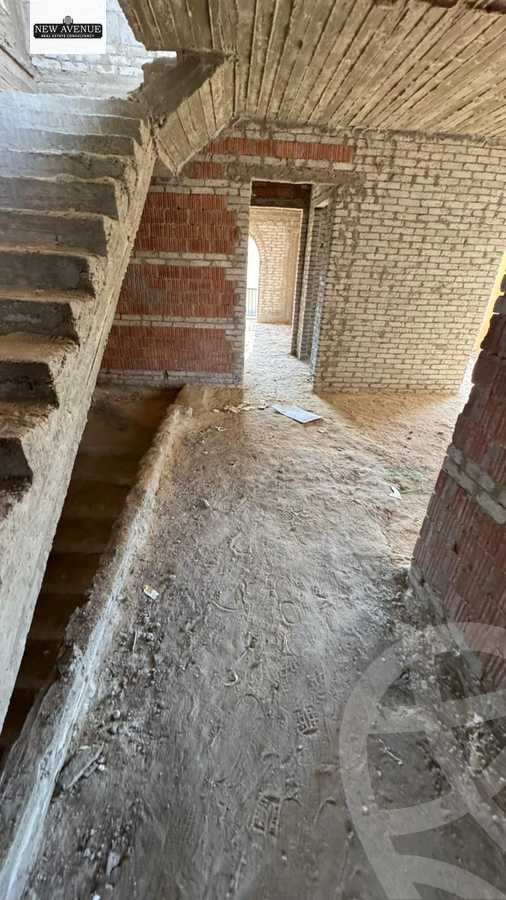 https://aqarmap.com.eg/en/listing/5896377-for-sale-cairo-new-cairo-compounds-sarai-cavana-springs-carai