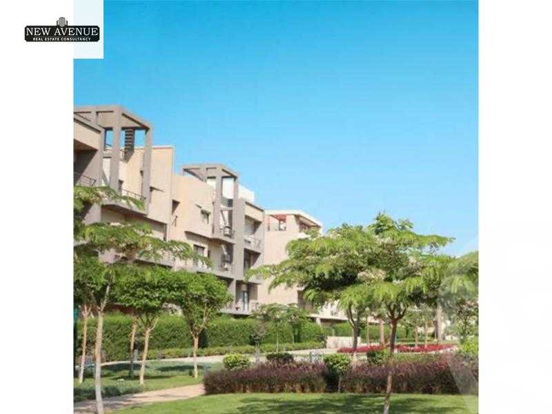 https://aqarmap.com.eg/en/listing/5903027-for-sale-cairo-new-cairo-compounds-fifth-square