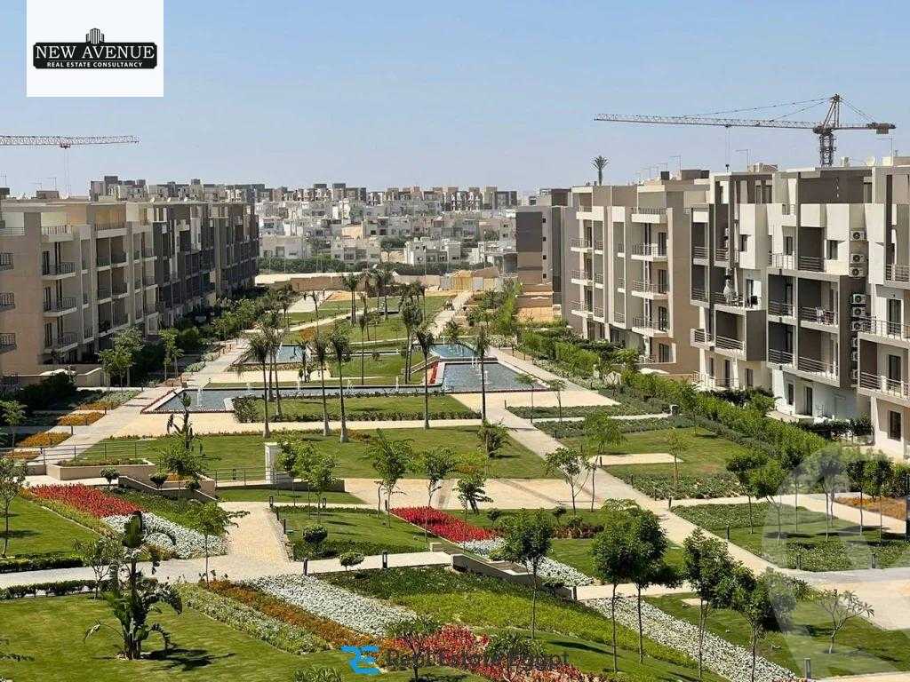 https://aqarmap.com.eg/en/listing/5903270-for-sale-cairo-new-cairo-compounds-fifth-square