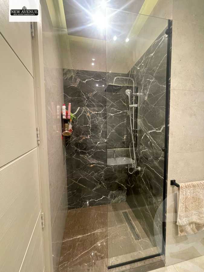 https://aqarmap.com.eg/ar/listing/5903304-for-sale-cairo-new-cairo-compounds-kmbwnd-fyldj-jyt-blm-hylz