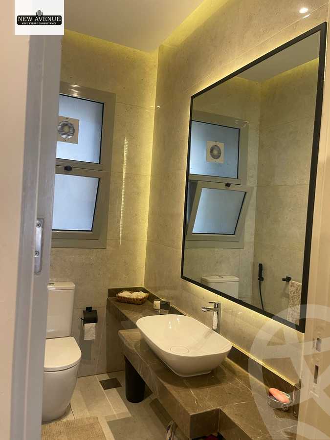 https://aqarmap.com.eg/ar/listing/5903304-for-sale-cairo-new-cairo-compounds-kmbwnd-fyldj-jyt-blm-hylz