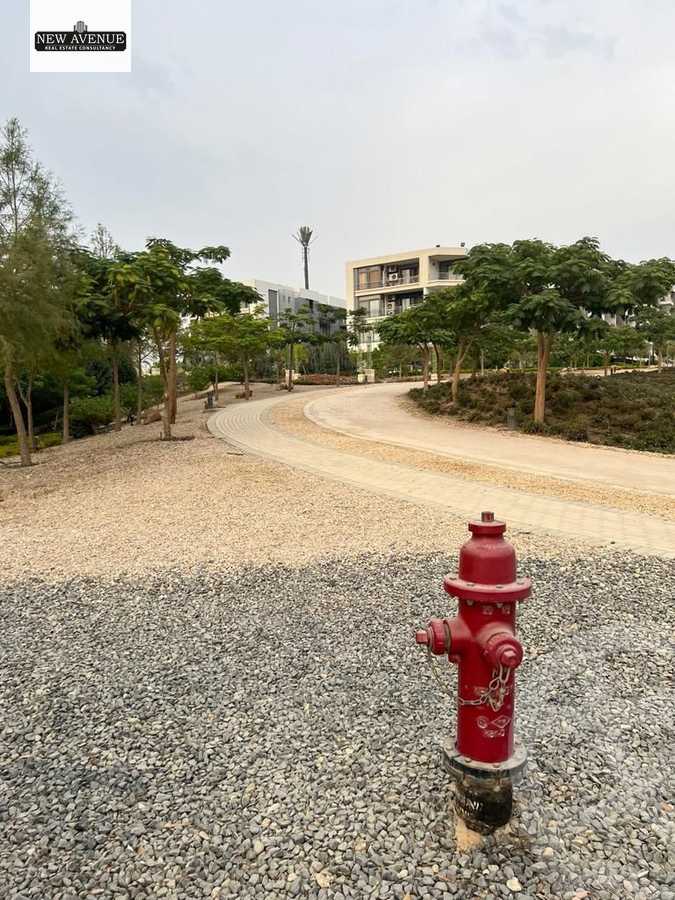 https://aqarmap.com.eg/en/listing/5903444-for-sale-cairo-new-cairo-compounds-tag-city-shalya-taj-city