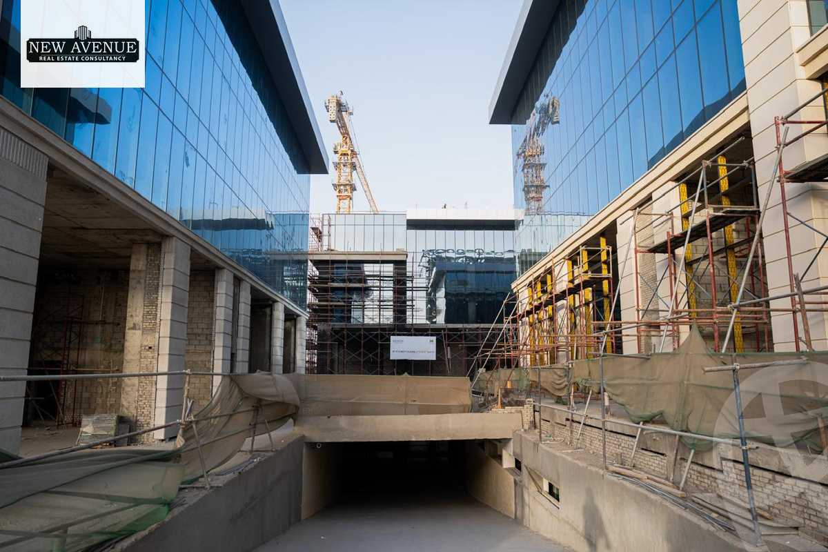 https://aqarmap.com.eg/en/listing/5903628-for-sale-cairo-new-cairo-compounds-golden-gate-redcon