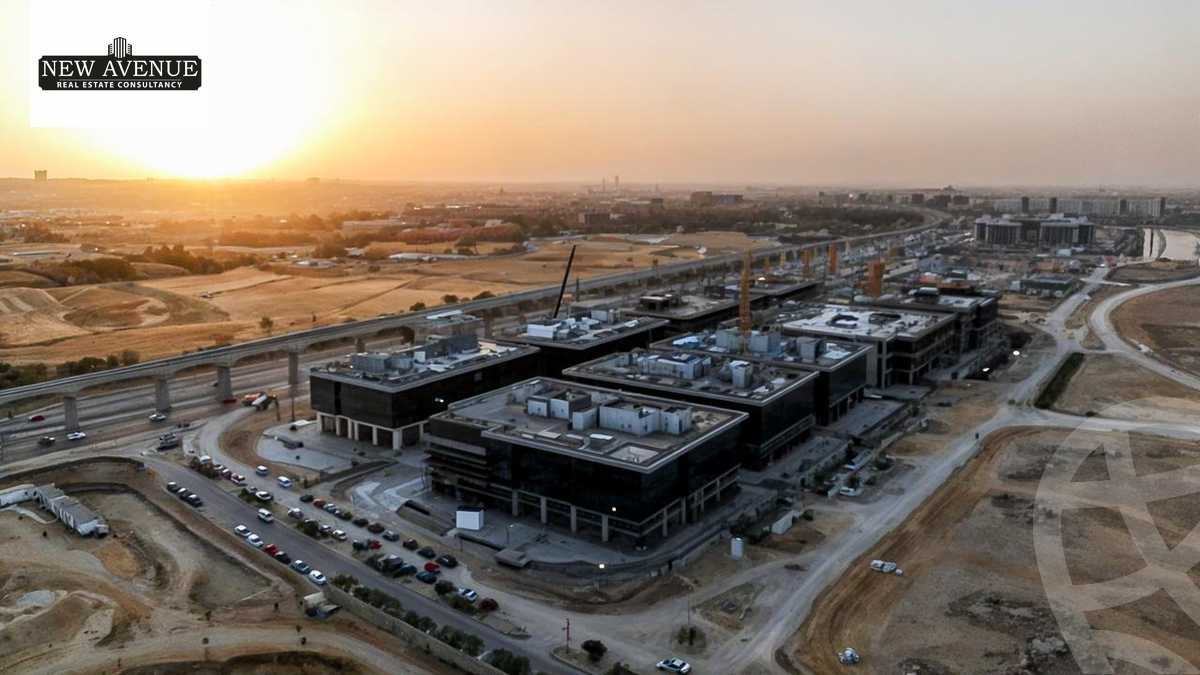 https://aqarmap.com.eg/en/listing/5903628-for-sale-cairo-new-cairo-compounds-golden-gate-redcon