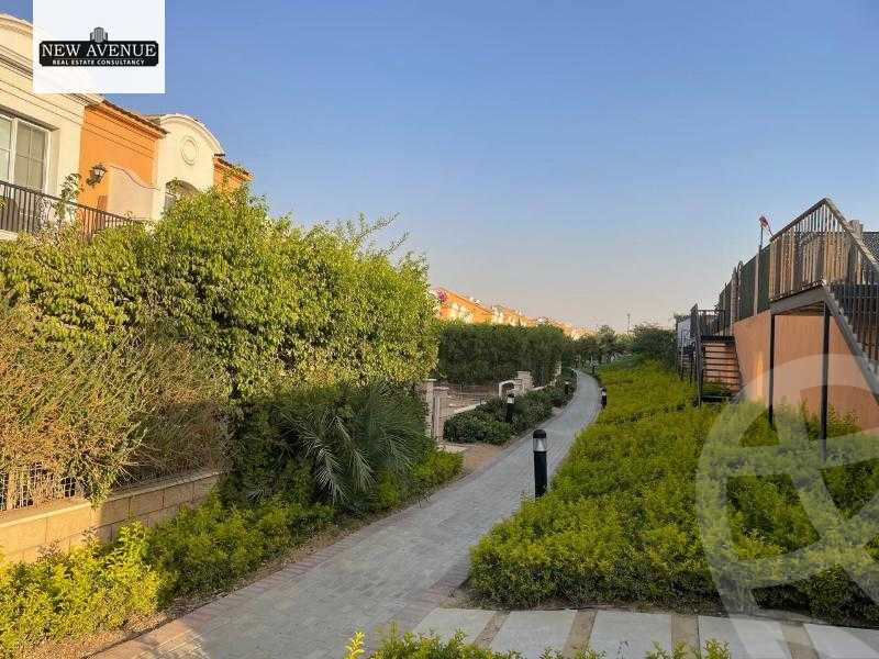 https://aqarmap.com.eg/en/listing/5910615-for-sale-cairo-new-cairo-compounds-layan-residence
