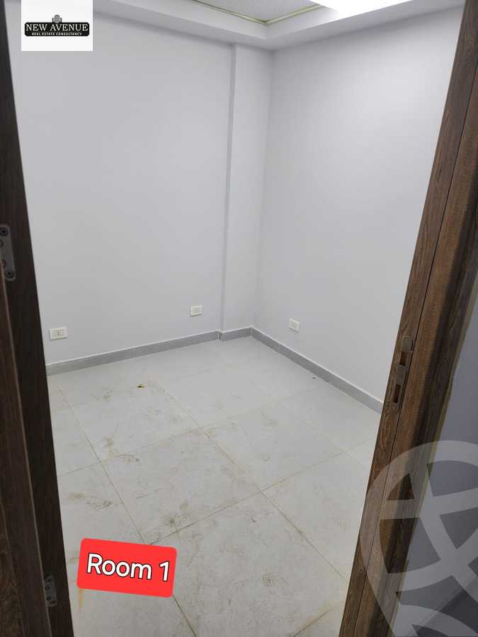 https://aqarmap.com.eg/ar/listing/5910640-for-sale-cairo-new-cairo-compounds-bznys-bls-ktlyst-llttwyr