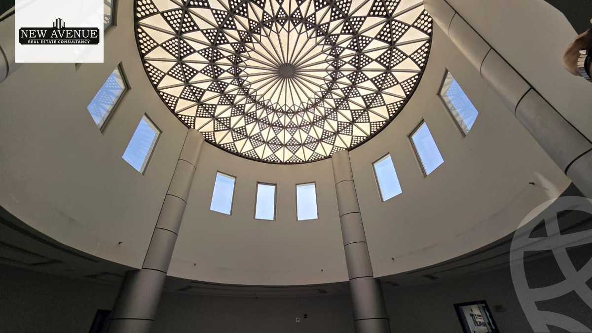 https://aqarmap.com.eg/en/listing/5910819-for-sale-cairo-new-cairo-compounds-leven-square-mall
