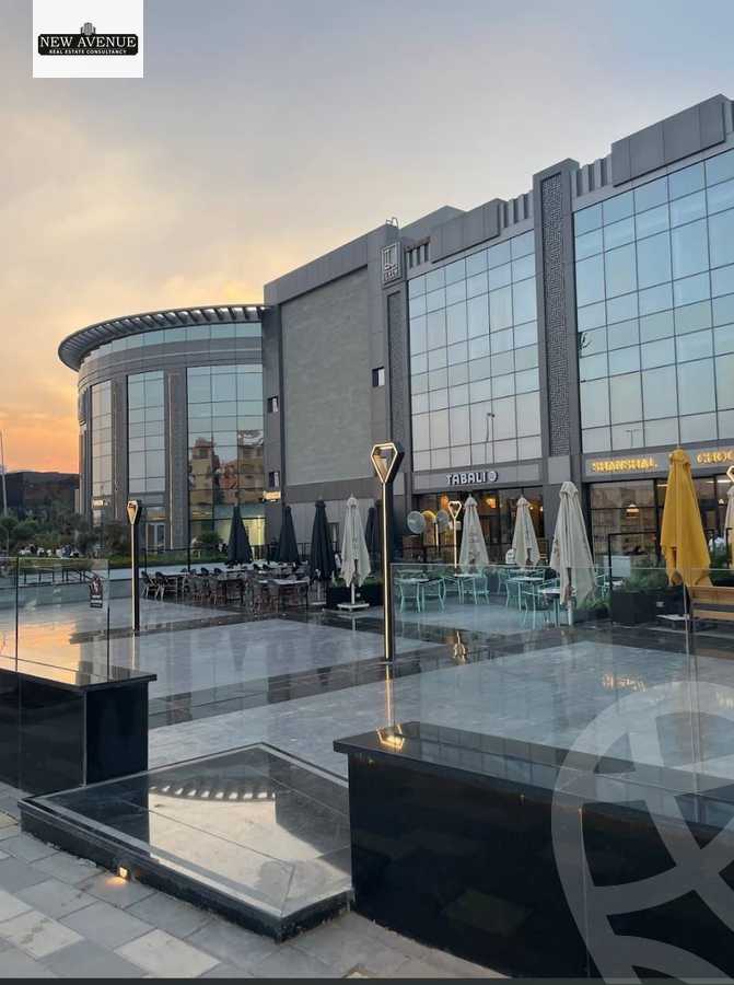 https://aqarmap.com.eg/en/listing/5910819-for-sale-cairo-new-cairo-compounds-leven-square-mall