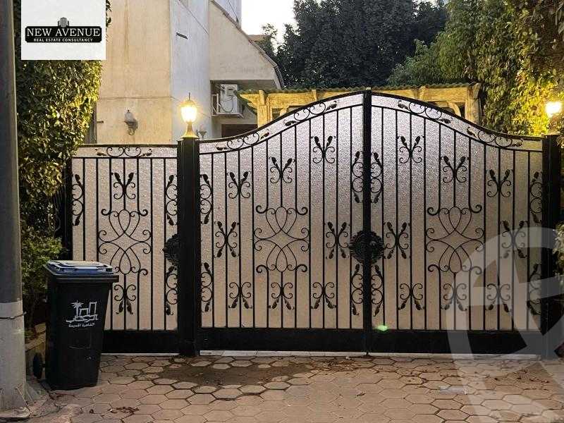 https://aqarmap.com.eg/en/listing/5917596-for-sale-cairo-new-cairo-lrhb-city-phase-1-ahmed-rami-st