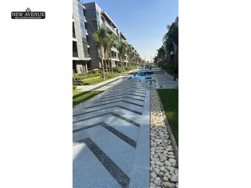 https://aqarmap.com.eg/en/listing/5917780-for-sale-cairo-new-cairo-compounds-el-patio-oro