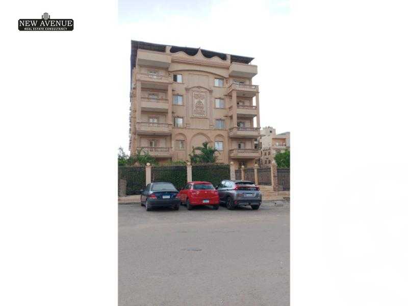 https://aqarmap.com.eg/en/listing/5918431-for-sale-cairo-new-cairo-first-settlement-mhwr-mstfy-kml