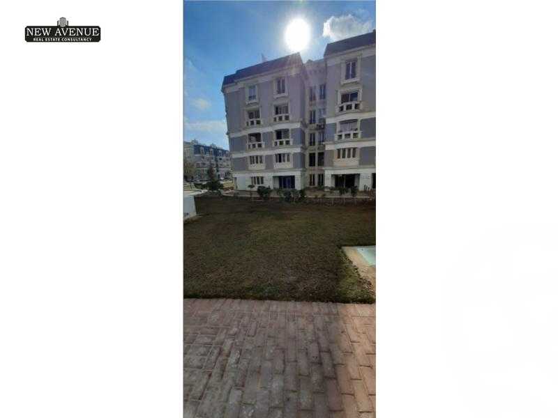 https://aqarmap.com.eg/ar/listing/5918840-for-sale-cairo-new-cairo-compounds-mountain-view-hyde-park