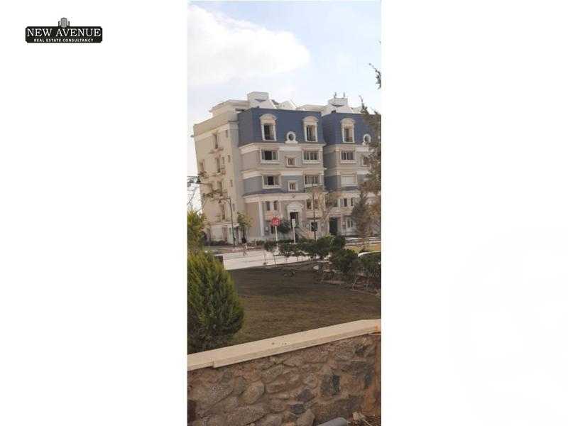 https://aqarmap.com.eg/ar/listing/5918840-for-sale-cairo-new-cairo-compounds-mountain-view-hyde-park