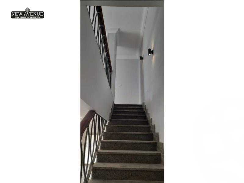 https://aqarmap.com.eg/ar/listing/5918840-for-sale-cairo-new-cairo-compounds-mountain-view-hyde-park