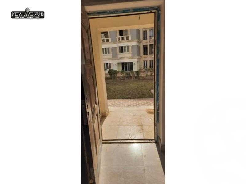 https://aqarmap.com.eg/ar/listing/5918840-for-sale-cairo-new-cairo-compounds-mountain-view-hyde-park