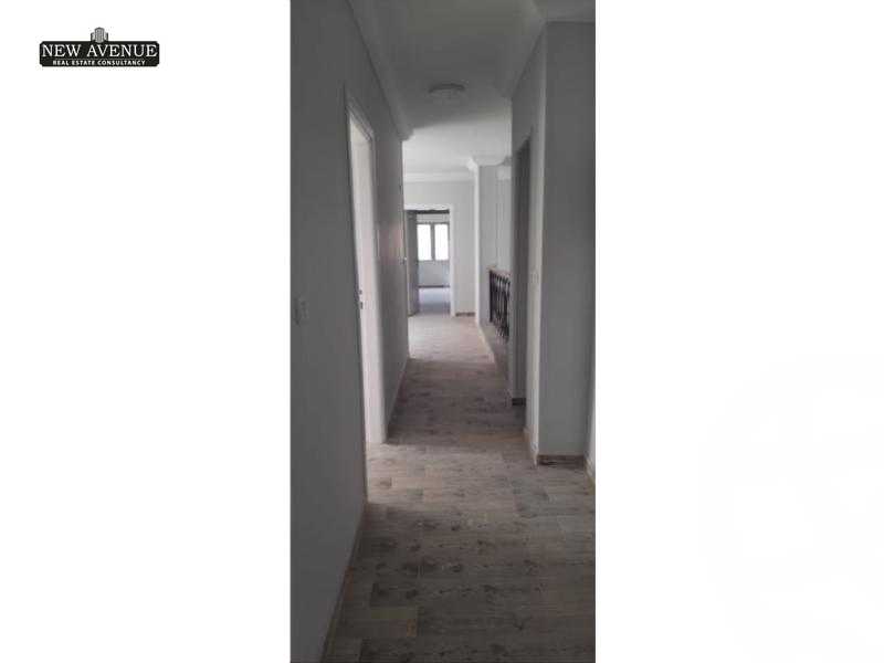 https://aqarmap.com.eg/ar/listing/5918840-for-sale-cairo-new-cairo-compounds-mountain-view-hyde-park