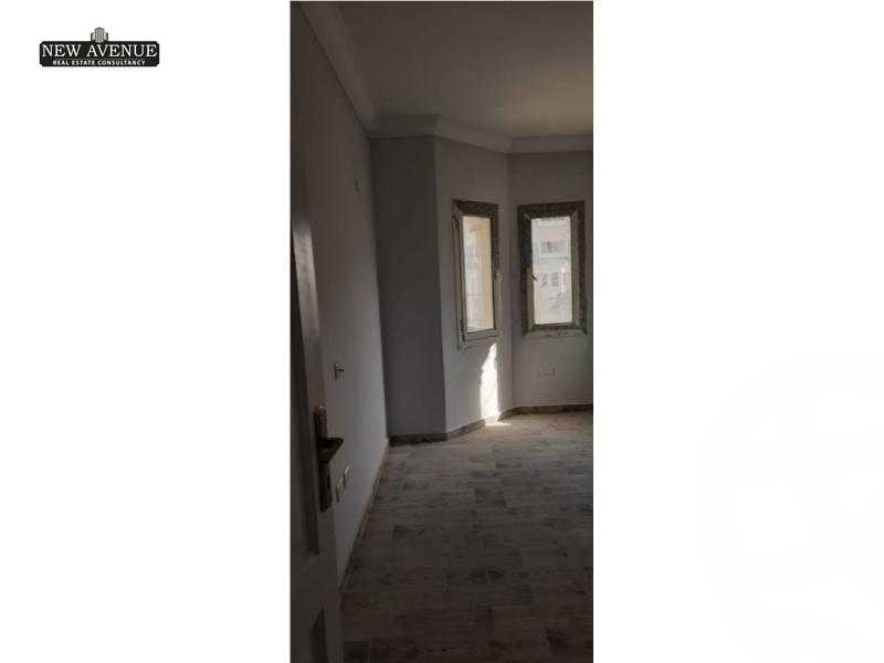 https://aqarmap.com.eg/ar/listing/5918840-for-sale-cairo-new-cairo-compounds-mountain-view-hyde-park