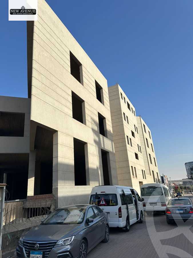 https://aqarmap.com.eg/ar/listing/5919582-for-rent-cairo-new-cairo-compounds-yst-myn-mwl-mwbkw-llttwyr