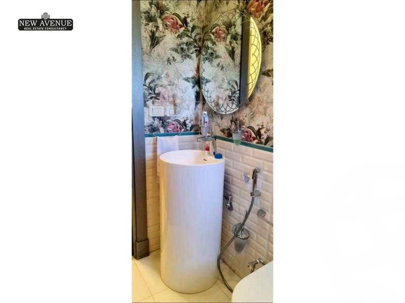 https://aqarmap.com.eg/en/listing/5923632-for-sale-cairo-el-sheikh-zayed-city-compounds-swdyk-wyst
