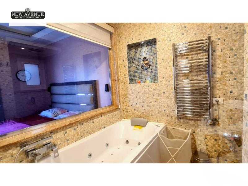 https://aqarmap.com.eg/en/listing/5923632-for-sale-cairo-el-sheikh-zayed-city-compounds-swdyk-wyst