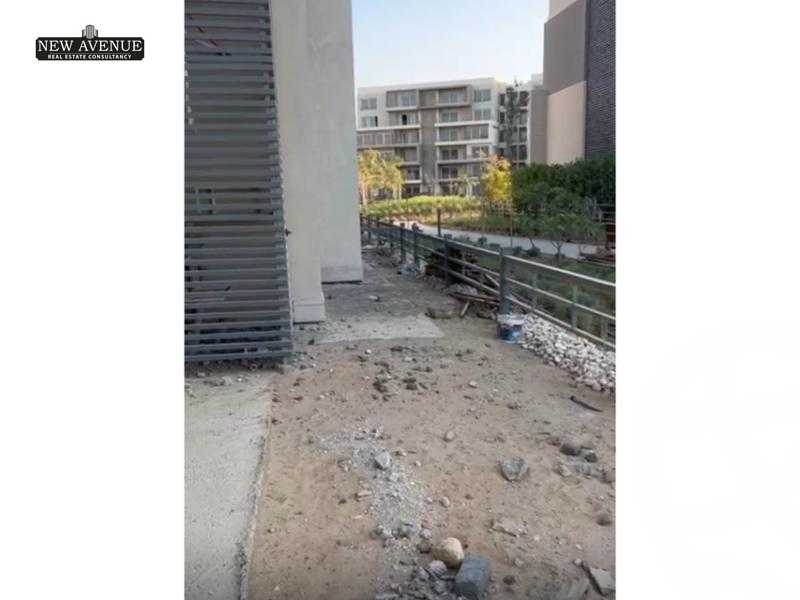https://aqarmap.com.eg/en/listing/5923674-for-sale-cairo-new-cairo-compounds-blm-hylz-nyw-kyrw