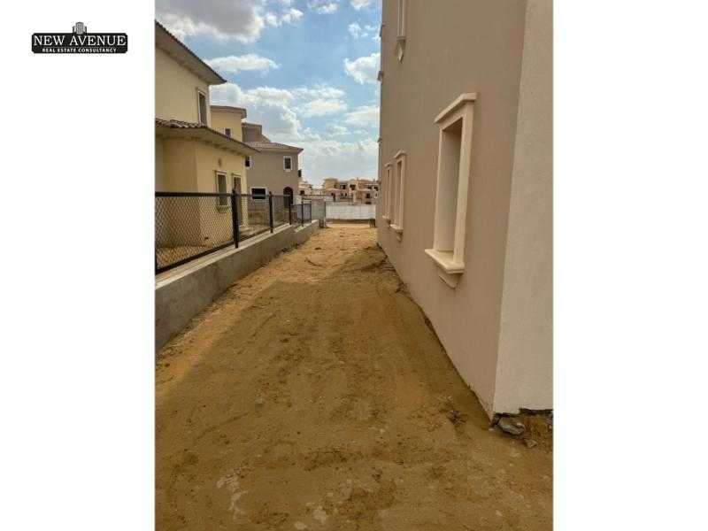 https://aqarmap.com.eg/en/listing/5924055-for-sale-cairo-new-cairo-compounds-city-gate-opal-city-gate