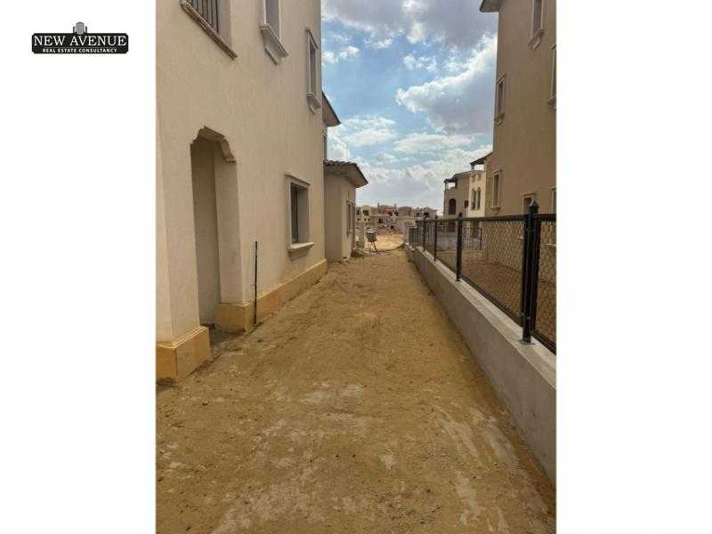 https://aqarmap.com.eg/en/listing/5924055-for-sale-cairo-new-cairo-compounds-city-gate-opal-city-gate