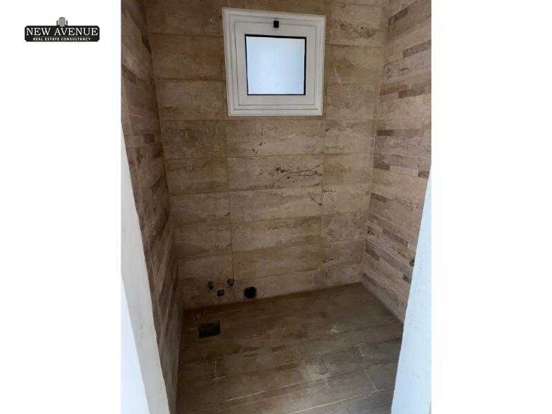 https://aqarmap.com.eg/en/listing/5924226-for-sale-cairo-new-cairo-compounds-mountain-view-hyde-park