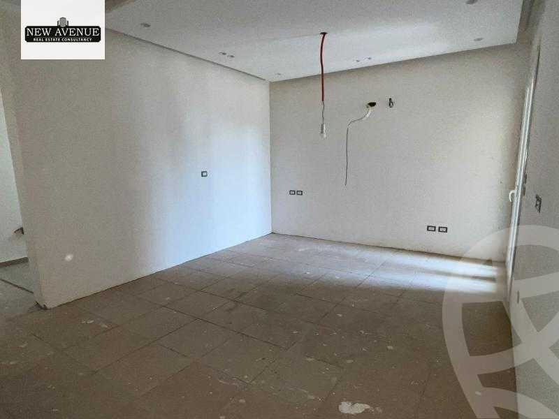 https://aqarmap.com.eg/en/listing/5924226-for-sale-cairo-new-cairo-compounds-mountain-view-hyde-park