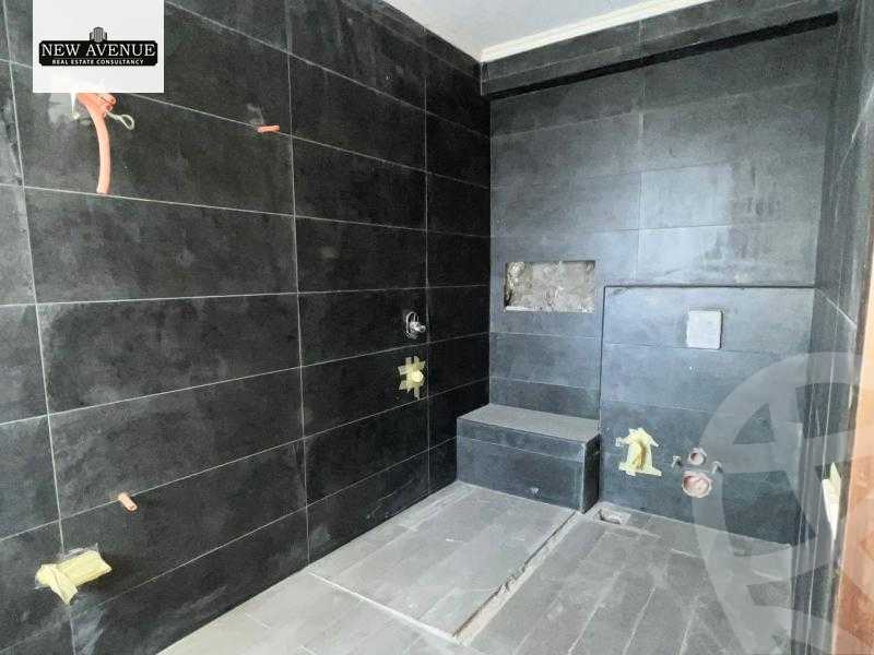 https://aqarmap.com.eg/en/listing/5924226-for-sale-cairo-new-cairo-compounds-mountain-view-hyde-park