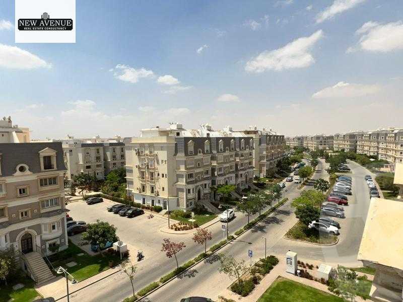 https://aqarmap.com.eg/en/listing/5924226-for-sale-cairo-new-cairo-compounds-mountain-view-hyde-park