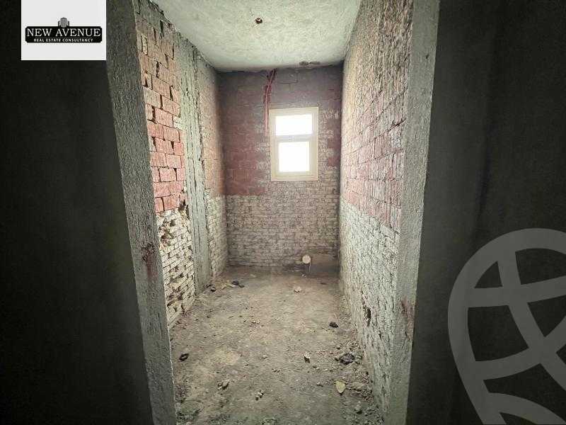 https://aqarmap.com.eg/ar/listing/5924386-for-sale-cairo-new-cairo-compounds-brwmynd-ryzydns-wdy-djl-llttwyr