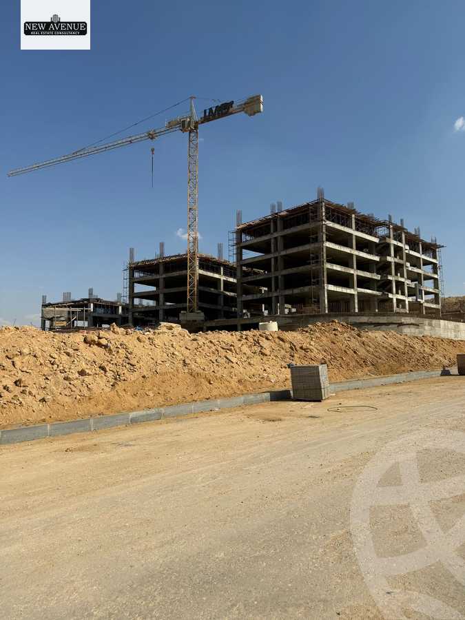 https://aqarmap.com.eg/en/listing/5924638-for-sale-cairo-new-cairo-compounds-east-side-mall-lmd