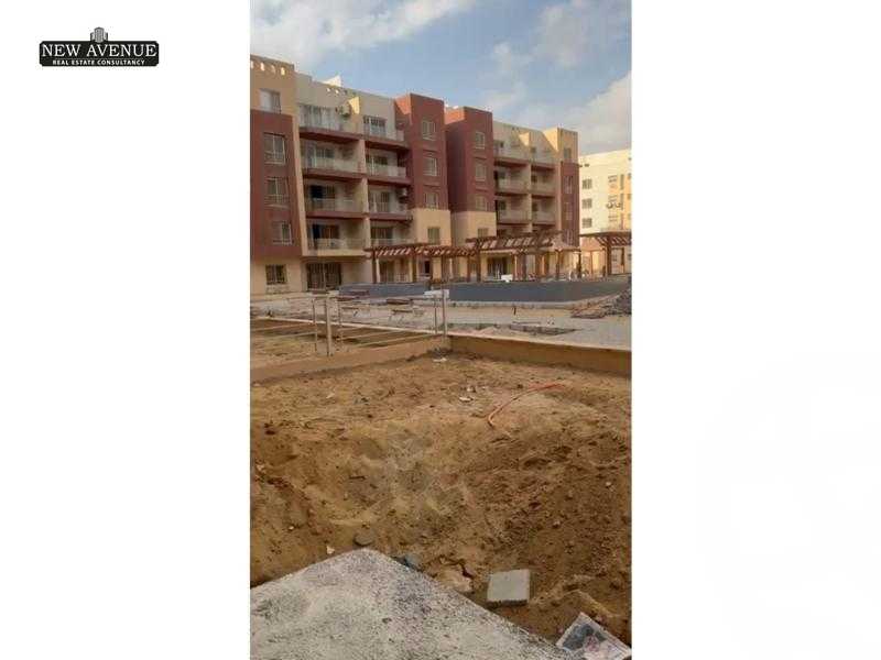 https://aqarmap.com.eg/ar/listing/5924834-for-sale-cairo-new-cairo-compounds-brwmynd-ryzydns-wdy-djl-llttwyr