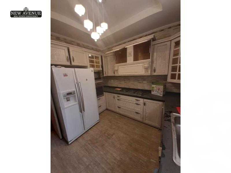 https://aqarmap.com.eg/ar/listing/5925098-for-sale-cairo-new-cairo-ganob-el-akadamiya-south-academy-a-zaid-ebn-haretha-st