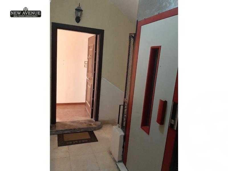 https://aqarmap.com.eg/ar/listing/5925098-for-sale-cairo-new-cairo-ganob-el-akadamiya-south-academy-a-zaid-ebn-haretha-st