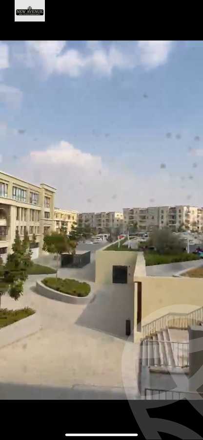 https://aqarmap.com.eg/en/listing/5935533-for-sale-cairo-new-cairo-compounds-mivida-mivida-business-park-emaar