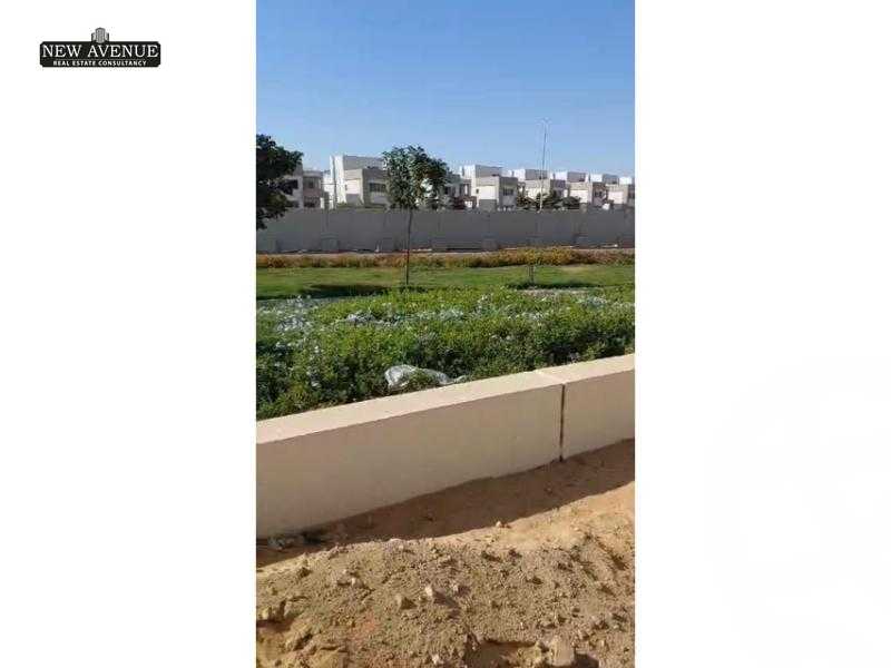 https://aqarmap.com.eg/en/listing/5935541-for-sale-cairo-new-cairo-compounds-hyde-park-park-corner-hyde-park