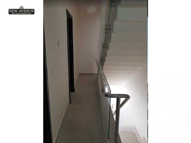 https://aqarmap.com.eg/en/listing/5936548-for-sale-cairo-new-cairo-compounds-hyde-park