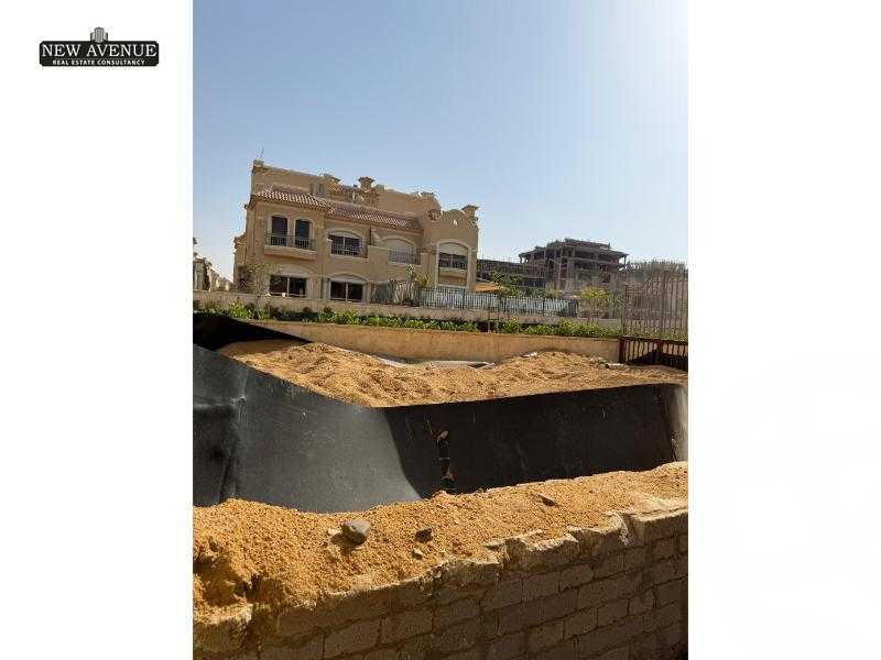 https://aqarmap.com.eg/en/listing/5937495-for-sale-cairo-new-cairo-compounds-el-patio-oro