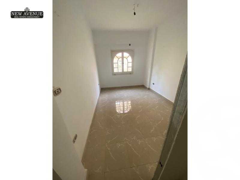 https://aqarmap.com.eg/en/listing/5937798-for-sale-cairo-new-cairo-ganob-el-akadamiya-south-academy-b-taha-hussein-st