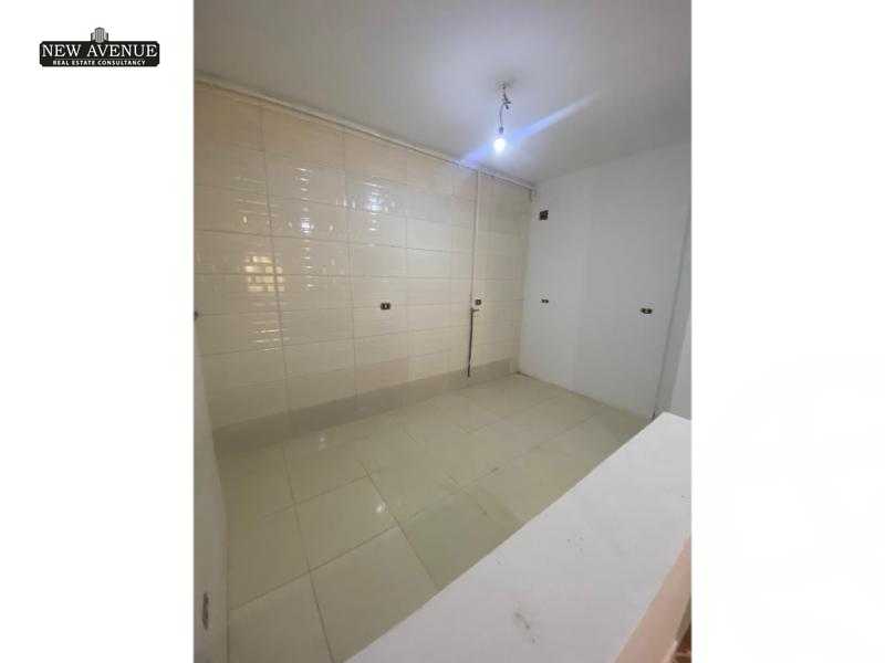 https://aqarmap.com.eg/en/listing/5937798-for-sale-cairo-new-cairo-ganob-el-akadamiya-south-academy-b-taha-hussein-st
