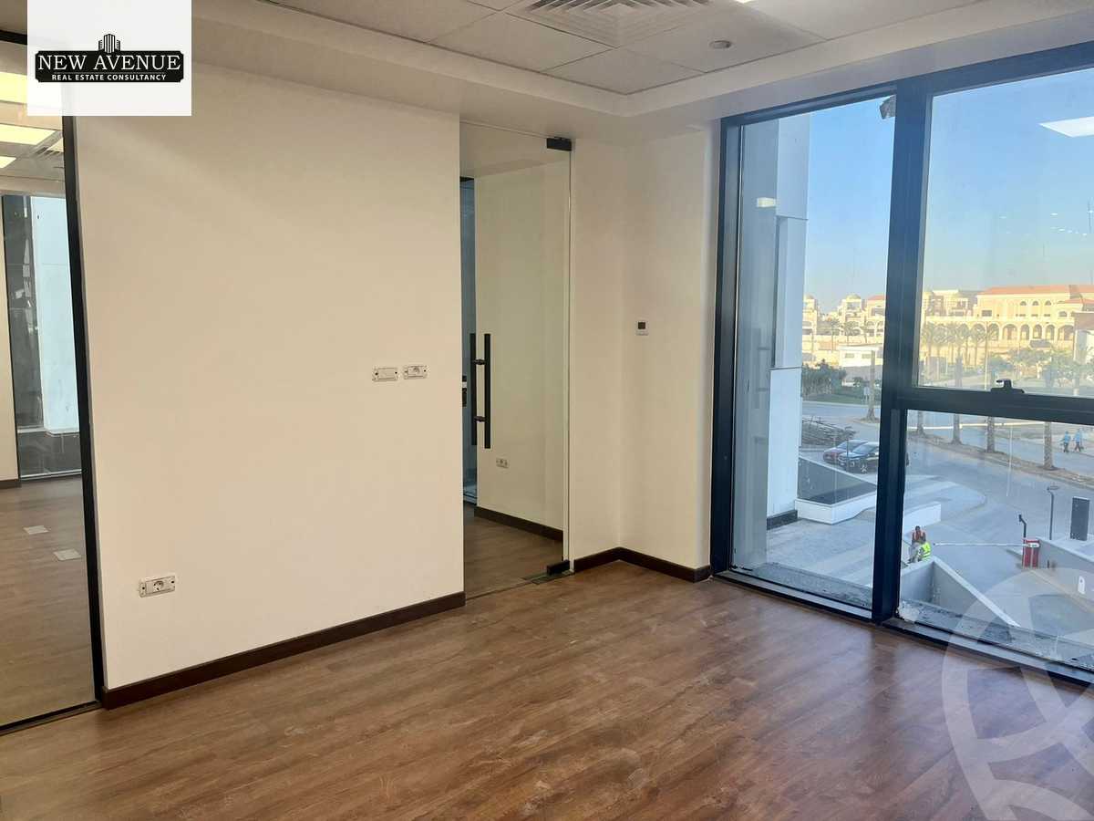 https://aqarmap.com.eg/ar/listing/5937886-for-rent-cairo-new-cairo-compounds-hyde-park-centre-ville-hyde-park